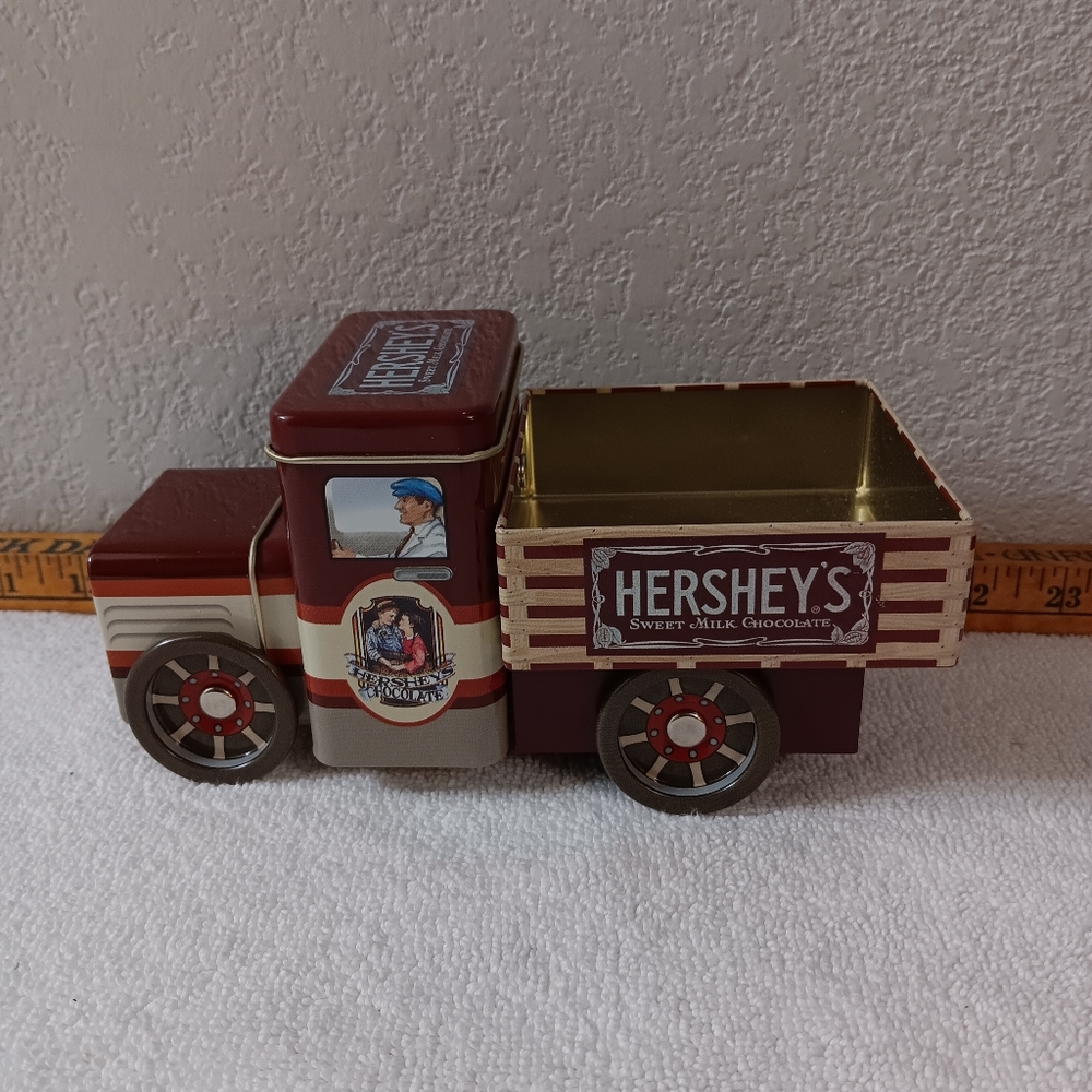 Vintage Hersheys Style Toy Truck - Red and Gold